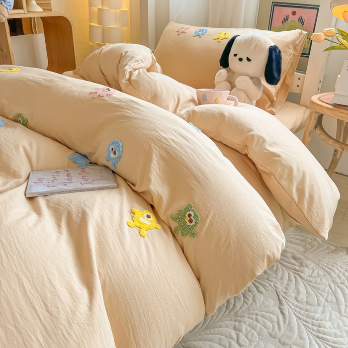 91家纺网 家纺一手货源 找家纺 爱彼家纺 2025新款超柔水洗棉怪兽毛巾绣学生宿舍三件套上下铺三件套 怪兽-奶咖