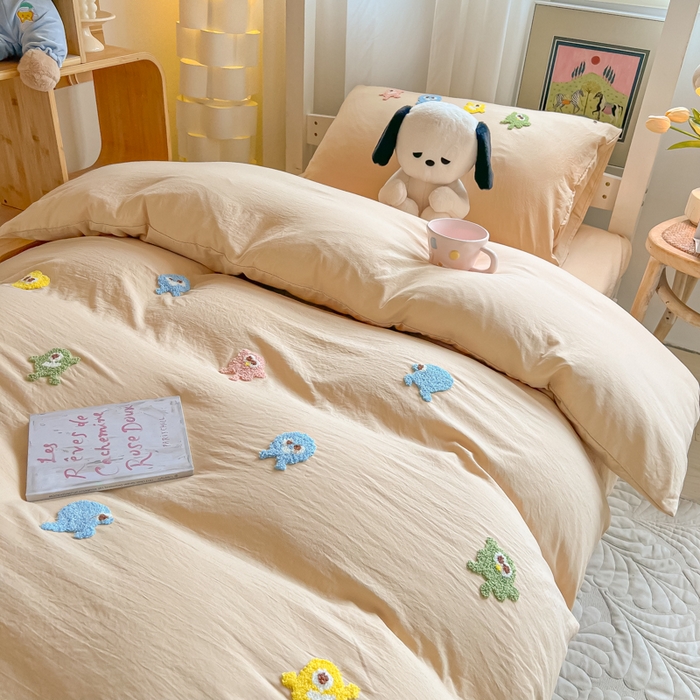 91家纺网 家纺一手货源 找家纺 爱彼家纺 2025新款超柔水洗棉怪兽毛巾绣学生宿舍三件套上下铺三件套 怪兽-奶咖