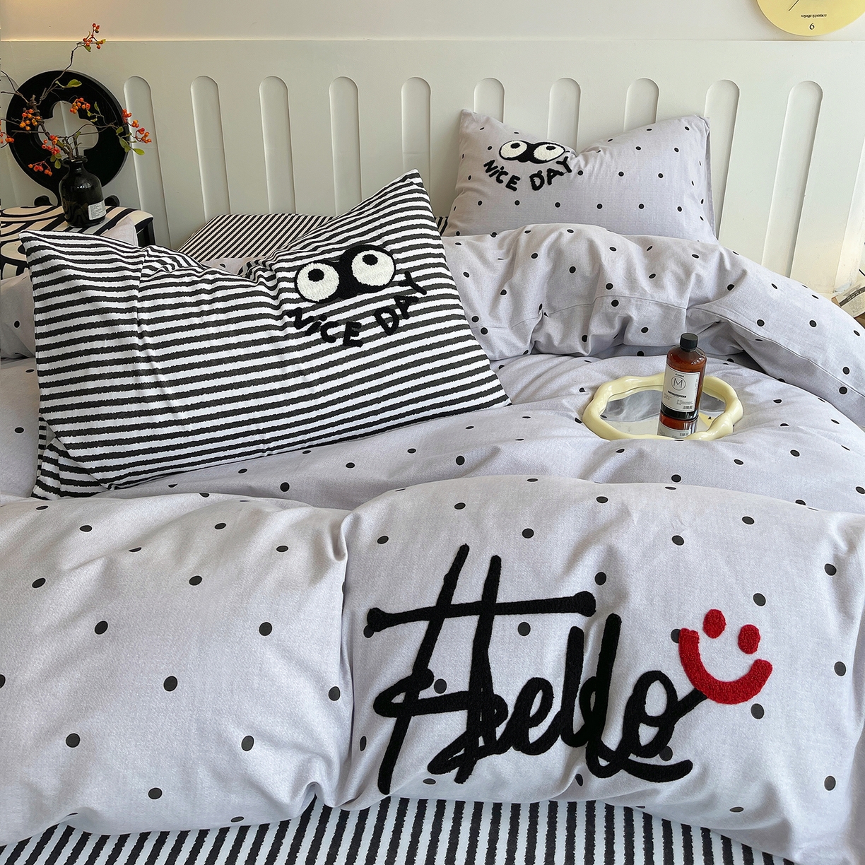 炫拼家纺 2025新款全棉磨毛ins风毛巾绣纯棉四件套-hello系列 hello-月光恋人