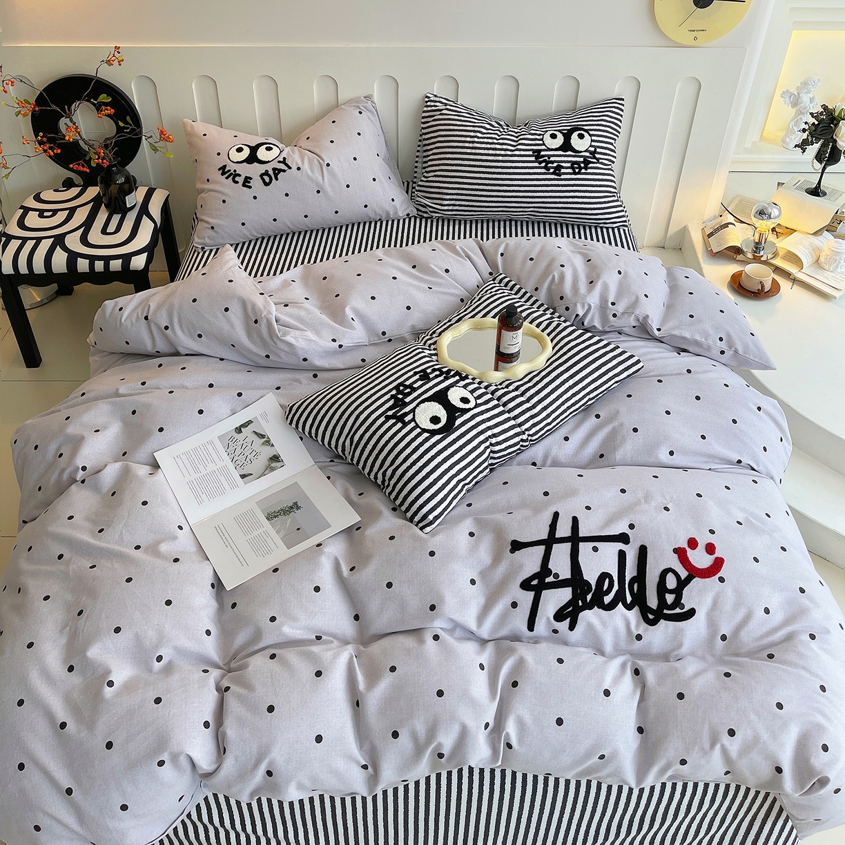 91家纺网 家纺一手货源 找家纺 炫拼家纺 2026新款全棉磨毛ins风毛巾绣纯棉四件套-hello系列 hello-月光恋人