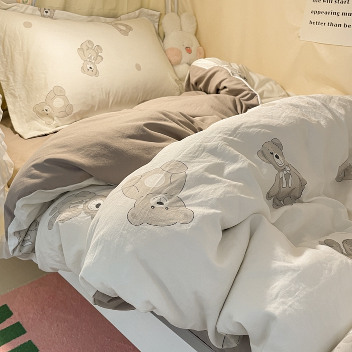 91家纺网 家纺一手货源 找家纺 爱彼家纺 2025新款加厚法式印花学生宿舍三件套上下铺三件套 波点熊