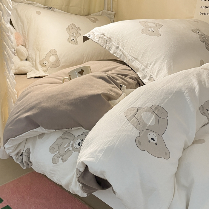 91家纺网 家纺一手货源 找家纺 爱彼家纺 2025新款加厚法式印花学生宿舍三件套上下铺三件套 波点熊