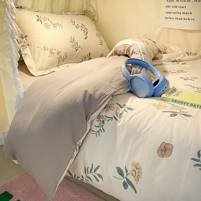 91家纺网 家纺一手货源 找家纺 爱彼家纺 2025新款加厚法式印花学生宿舍三件套上下铺三件套 花意恋