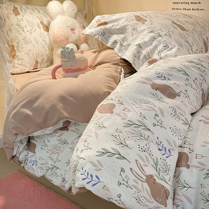 91家纺网 家纺一手货源 找家纺 爱彼家纺 2025新款加厚法式印花学生宿舍三件套上下铺三件套 萌兔花园