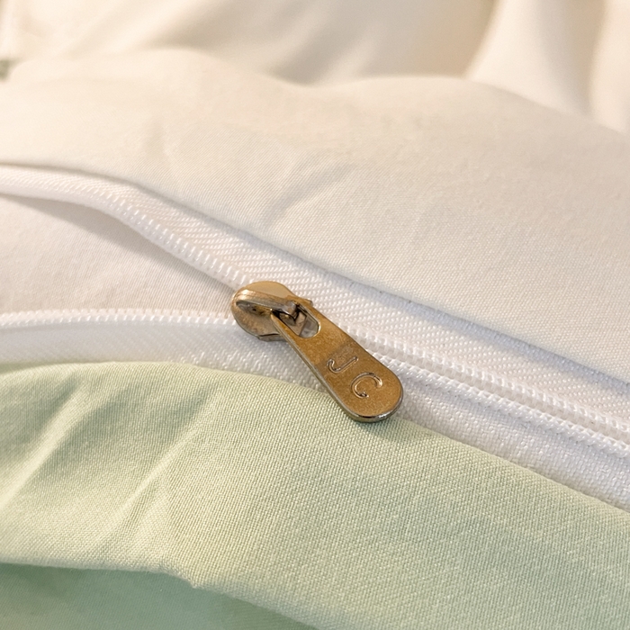 91家纺网 家纺一手货源 找家纺 爱彼家纺 2025新款加厚法式印花学生宿舍三件套上下铺三件套 春意盎然