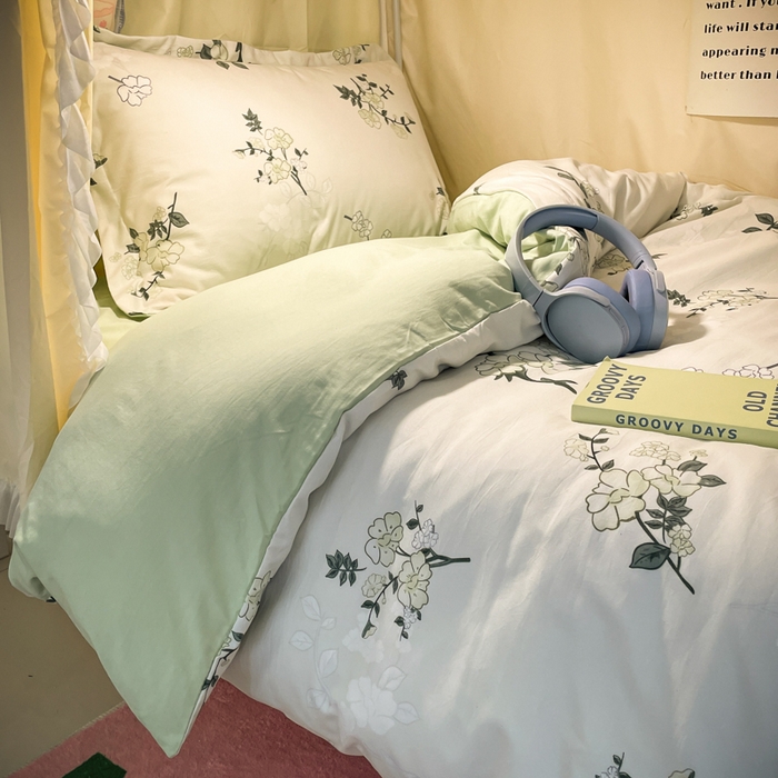 91家纺网 家纺一手货源 找家纺 爱彼家纺 2025新款加厚法式印花学生宿舍三件套上下铺三件套 春意盎然