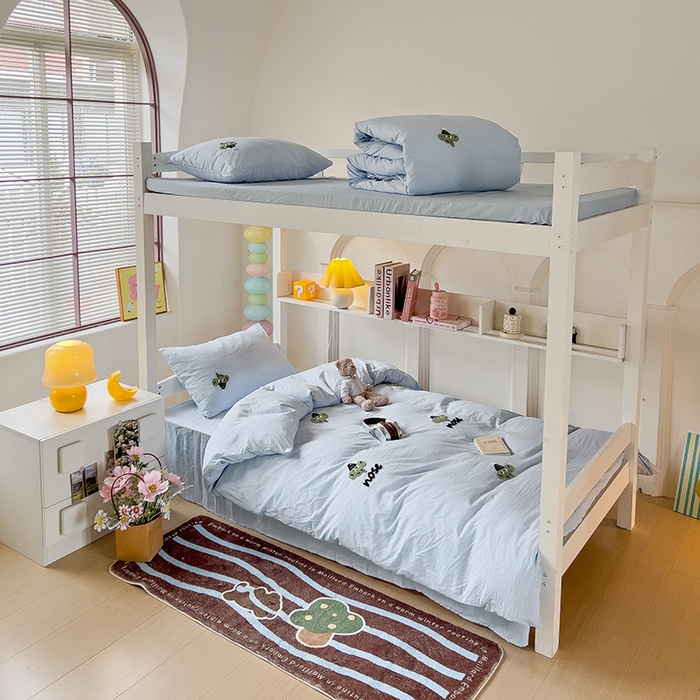 91家纺网 家纺一手货源 找家纺 爱彼家纺 2025新款超柔水洗棉毛巾绣学生宿舍三件套上下铺三件套 天空兰