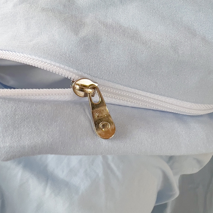 91家纺网 家纺一手货源 找家纺 爱彼家纺 2025新款超柔水洗棉毛巾绣学生宿舍三件套上下铺三件套 天空兰