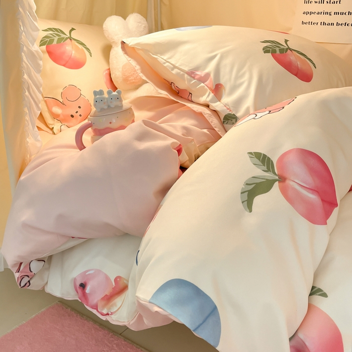 91家纺网 家纺一手货源 找家纺 爱彼家纺 2025新款卡通印花水洗棉学生宿舍三件套上下铺三件套 蜜桃兔