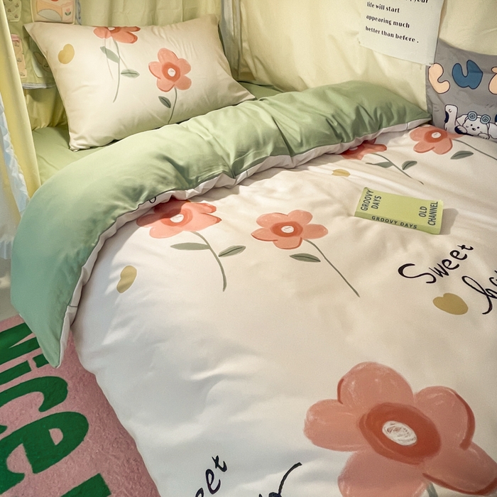 91家纺网 家纺一手货源 找家纺 爱彼家纺 2025新款卡通印花水洗棉学生宿舍三件套上下铺三件套 浪漫花开