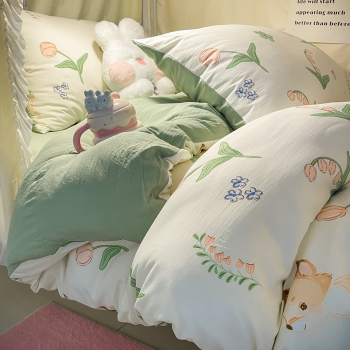 91家纺网 家纺一手货源 找家纺 爱彼家纺 2025新款卡通印花水洗棉学生宿舍三件套上下铺三件套 兔兔花语