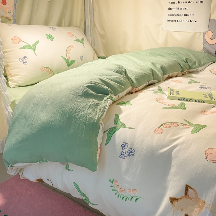 91家纺网 家纺一手货源 找家纺 爱彼家纺 2025新款卡通印花水洗棉学生宿舍三件套上下铺三件套 兔兔花语