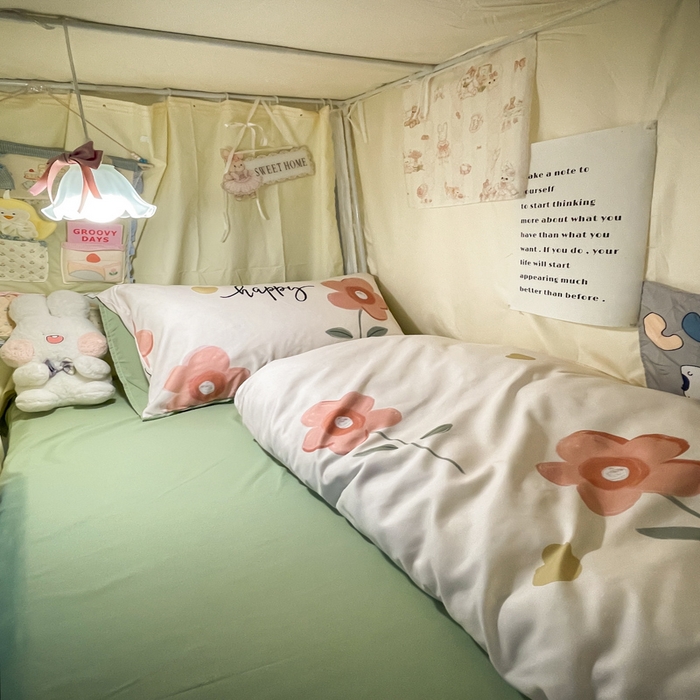 91家纺网 家纺一手货源 找家纺 爱彼家纺 2025新款卡通印花水洗棉学生宿舍三件套上下铺三件套 浪漫花开