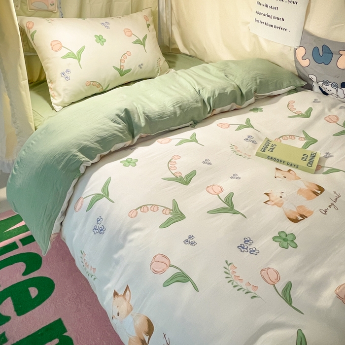 91家纺网 家纺一手货源 找家纺 爱彼家纺 2025新款卡通印花水洗棉学生宿舍三件套上下铺三件套 兔兔花语