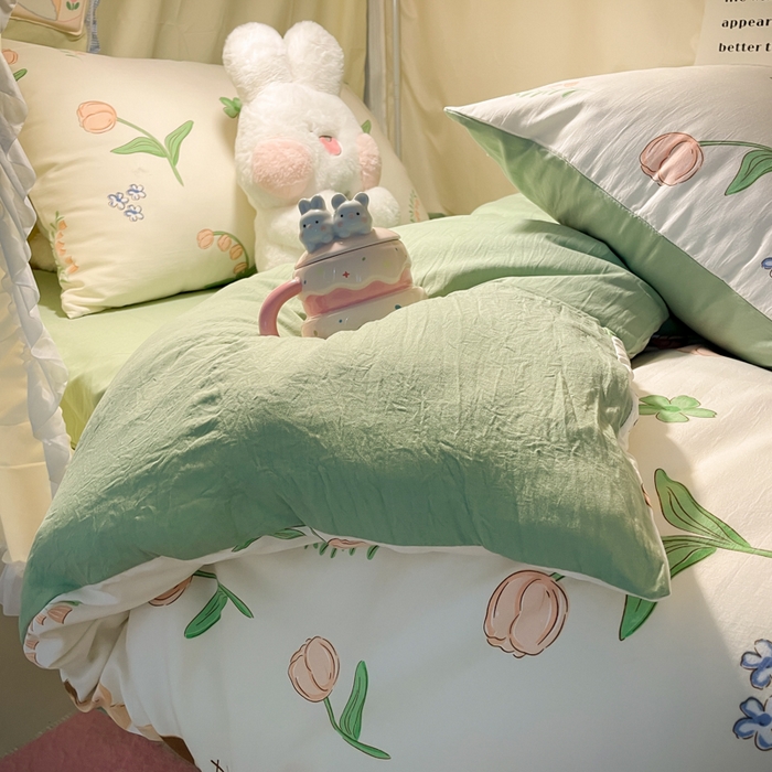 91家纺网 家纺一手货源 找家纺 爱彼家纺 2025新款卡通印花水洗棉学生宿舍三件套上下铺三件套 兔兔花语