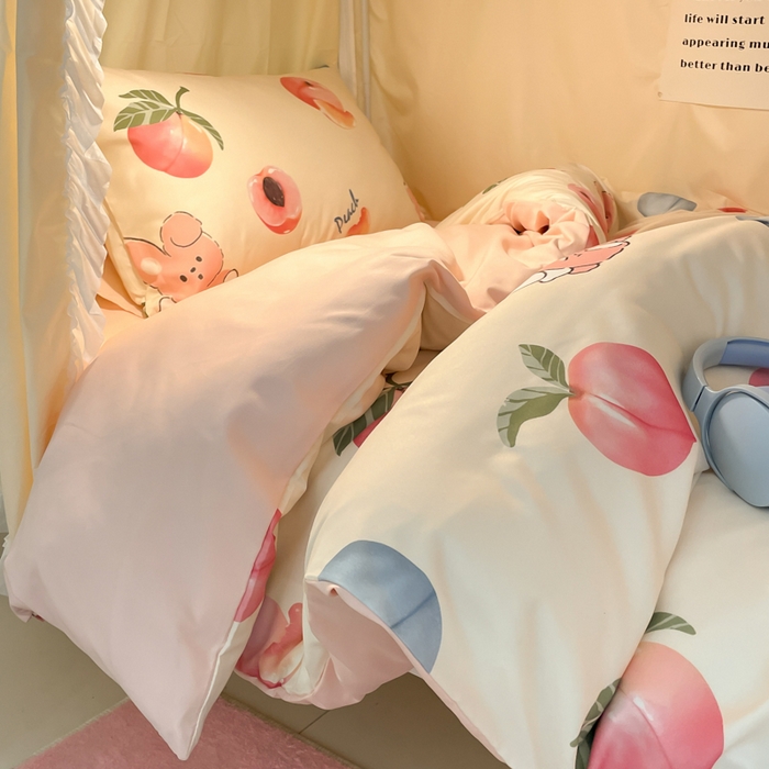 91家纺网 家纺一手货源 找家纺 爱彼家纺 2025新款卡通印花水洗棉学生宿舍三件套上下铺三件套 蜜桃兔