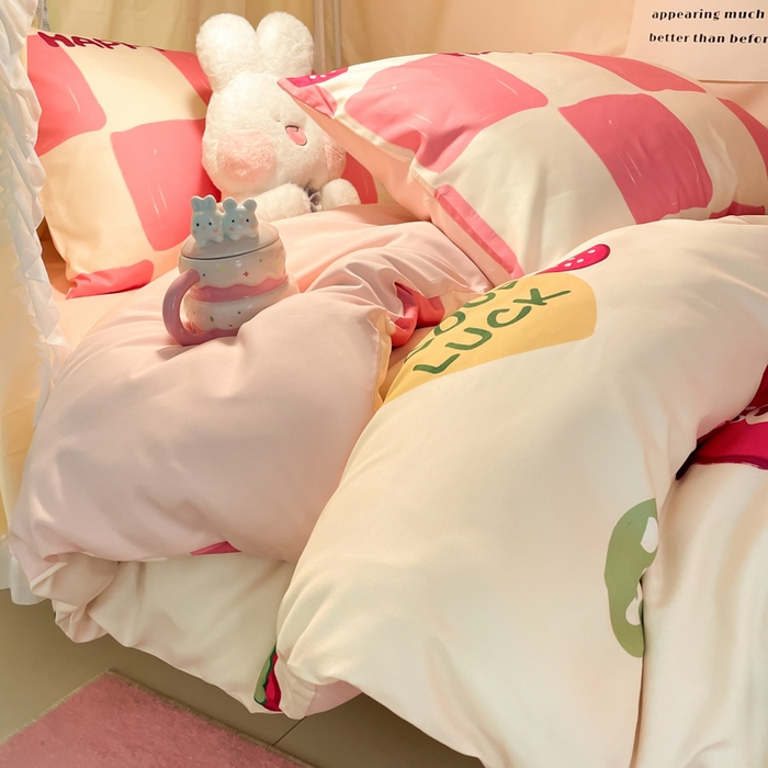 91家纺网 家纺一手货源 找家纺 爱彼家纺 2025新款卡通印花水洗棉学生宿舍三件套上下铺三件套 爱心熊