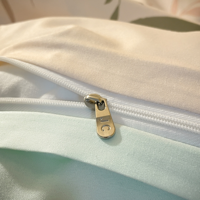 91家纺网 家纺一手货源 找家纺 爱彼家纺 2025新款卡通印花水洗棉学生宿舍三件套上下铺三件套 遇仙草