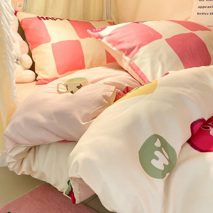 91家纺网 家纺一手货源 找家纺 爱彼家纺 2025新款卡通印花水洗棉学生宿舍三件套上下铺三件套 爱心熊