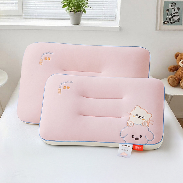 91家纺网 家纺一手货源 找家纺 织布人 2025新款枕芯A类裸感宠伴卡通幼儿园儿童枕头学生宿舍枕头枕芯 A类宠伴卡通枕-粉色 30x50cm/只