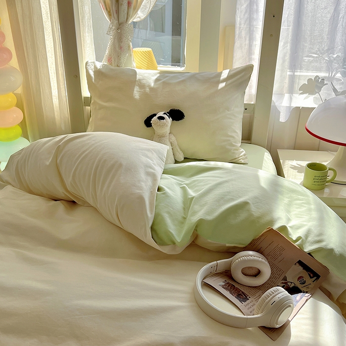 91家纺网 家纺一手货源 找家纺 爱彼家纺 2025新款40支全棉纯棉学生宿舍上下铺三件套-风格1 奶白薄荷绿