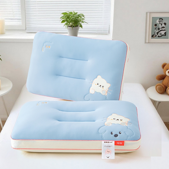 91家纺网 家纺一手货源 找家纺 织布人 2025新款枕芯A类裸感宠伴卡通幼儿园儿童枕头学生宿舍枕头枕芯 A类宠伴卡通枕-天蓝 30x50cm/只