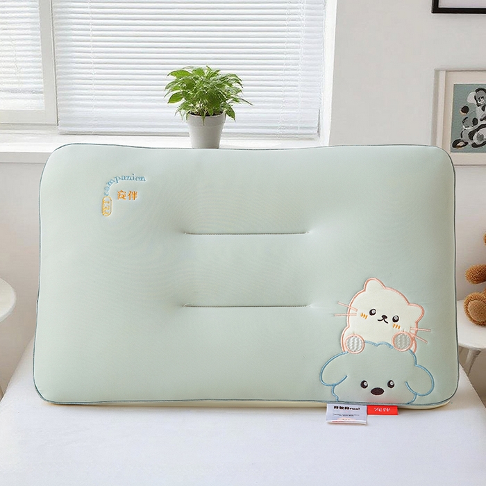 91家纺网 家纺一手货源 找家纺 织布人 2025新款枕芯A类裸感宠伴卡通幼儿园儿童枕头学生宿舍枕头枕芯 A类宠伴卡通枕-灰色 40x60cm/只