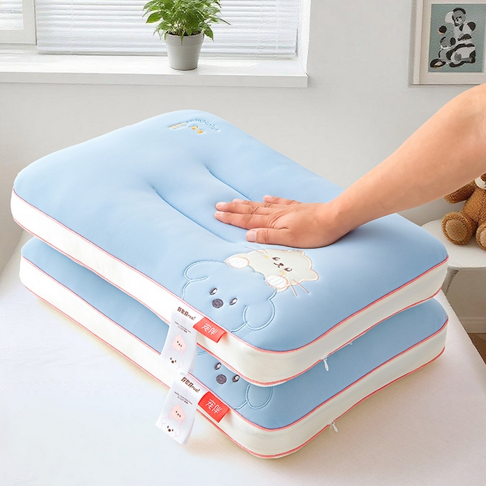 91家纺网 家纺一手货源 找家纺 织布人 2025新款枕芯A类裸感宠伴卡通幼儿园儿童枕头学生宿舍枕头枕芯 A类宠伴卡通枕-天蓝 40x60cm/只