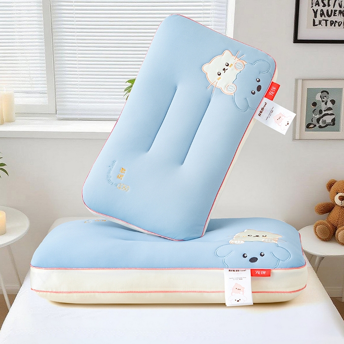 91家纺网 家纺一手货源 找家纺 织布人 2025新款枕芯A类裸感宠伴卡通幼儿园儿童枕头学生宿舍枕头枕芯 A类宠伴卡通枕-天蓝 40x60cm/只