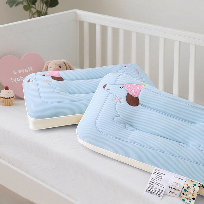 91家纺网 家纺一手货源 找家纺 织布人 2025新款枕芯A类亲肤腊肠狗卡通幼儿园儿童枕学生宿舍枕头枕芯 A类腊肠狗卡通枕-天蓝 40x60cm/对