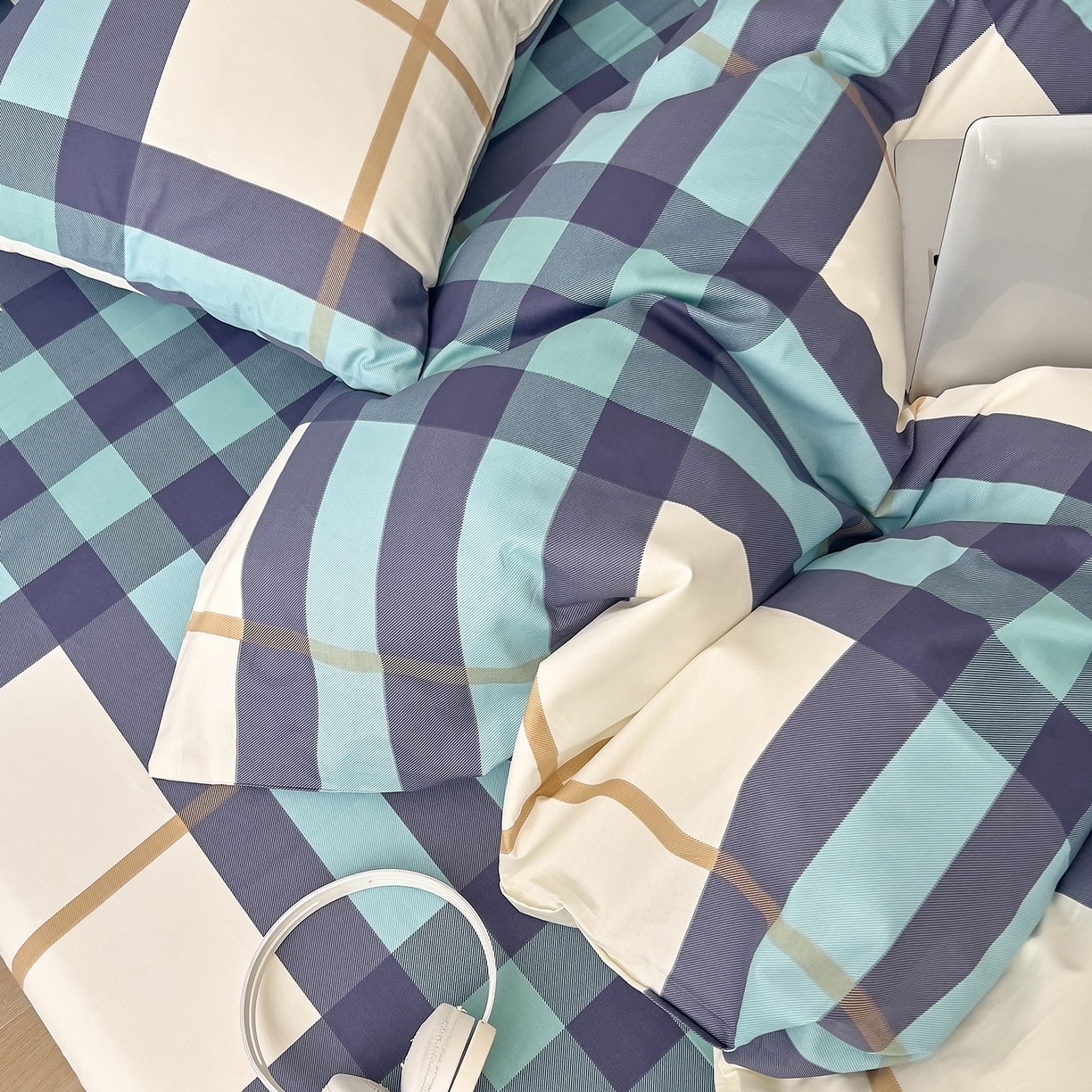 91家纺网 家纺一手货源 找家纺 （总）DoDo 兜兜 2025新款全棉纯棉小清新卡通条格学生宿舍三四件套【可定做尺寸】