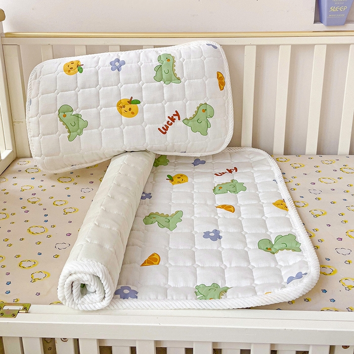 91家纺网 家纺一手货源 找家纺 富馨莱 2025年新款双层纱纯棉软床垫幼儿园儿童床垫 小恐龙-绿