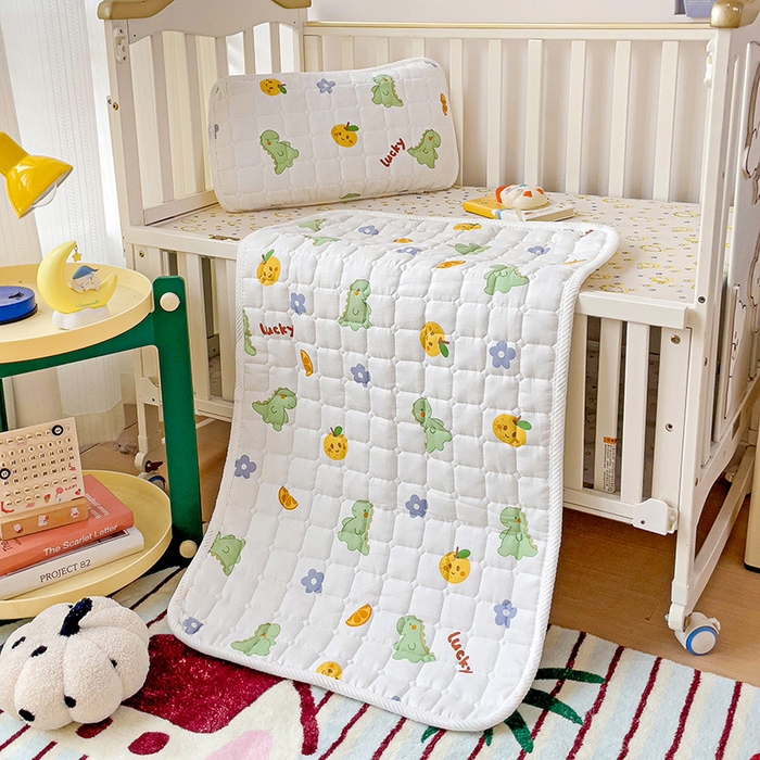 91家纺网 家纺一手货源 找家纺 富馨莱 2025年新款双层纱纯棉软床垫幼儿园儿童床垫 小恐龙-绿