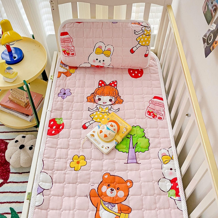 91家纺网 家纺一手货源 找家纺 富馨莱 2025年新款双层纱纯棉软床垫幼儿园儿童床垫 小兔姑娘-粉
