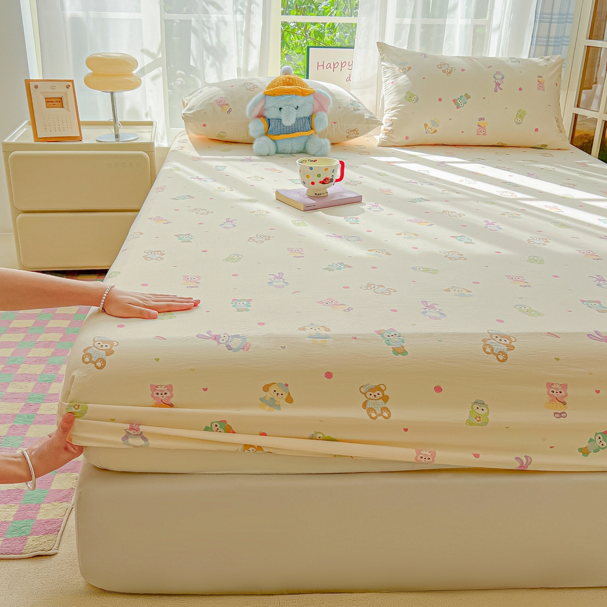 91家纺网 家纺一手货源 找家纺 韩巢家纺 2025新款卡通双层纱床笠单品床笠床笠单件热销款防滑床单床套枕套三件套 七宝