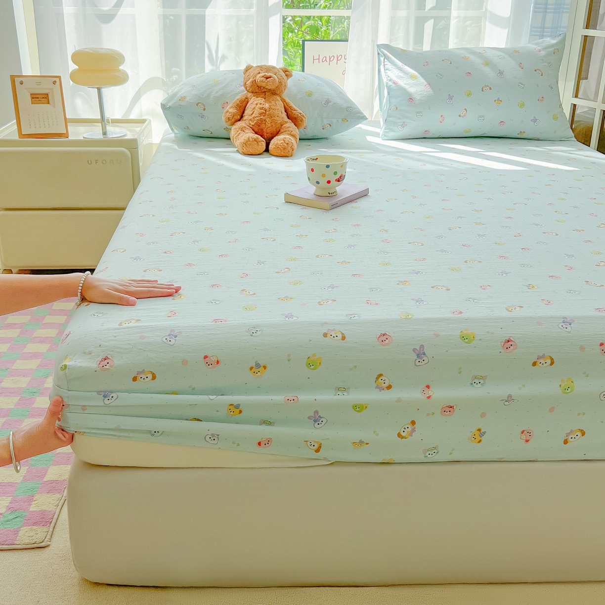 91家纺网 家纺一手货源 找家纺 韩巢家纺 2025新款卡通双层纱床笠单品床笠床笠单件热销款防滑床单床套枕套三件套 绒毛摇滚