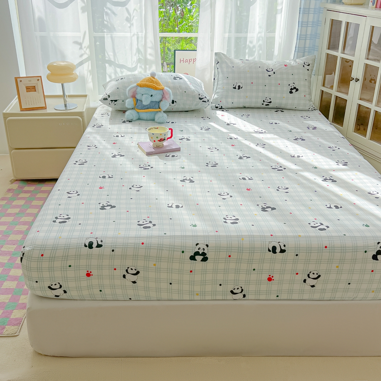 91家纺网 家纺一手货源 找家纺 韩巢家纺 2025新款卡通双层纱床笠单品床笠床笠单件热销款防滑床单床套枕套三件套 软软熊猫