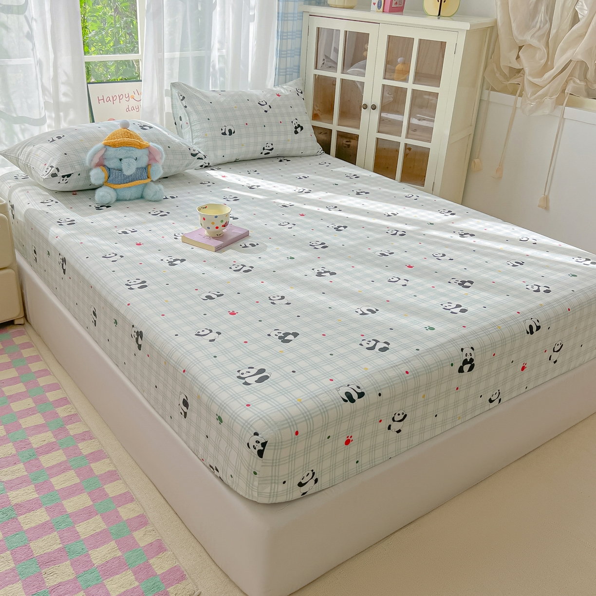 91家纺网 家纺一手货源 找家纺 韩巢家纺 2025新款卡通双层纱床笠单品床笠床笠单件热销款防滑床单床套枕套三件套 软软熊猫