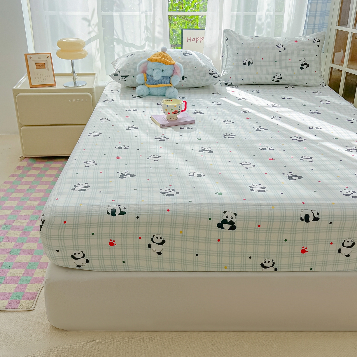 91家纺网 家纺一手货源 找家纺 韩巢家纺 2025新款卡通双层纱床笠单品床笠床笠单件热销款防滑床单床套枕套三件套 软软熊猫