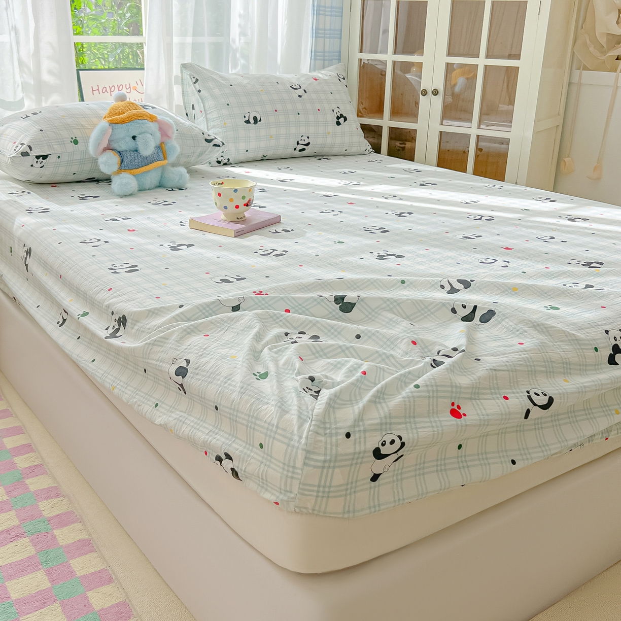91家纺网 家纺一手货源 找家纺 韩巢家纺 2025新款卡通双层纱床笠单品床笠床笠单件热销款防滑床单床套枕套三件套 软软熊猫