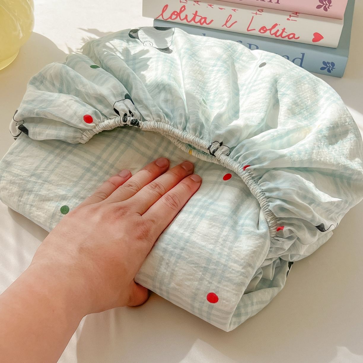 91家纺网 家纺一手货源 找家纺 韩巢家纺 2025新款卡通双层纱床笠单品床笠床笠单件热销款防滑床单床套枕套三件套 软软熊猫