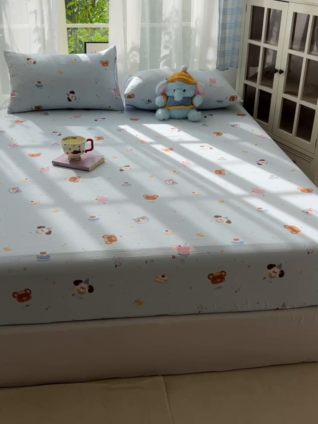 91家纺网 家纺一手货源 找家纺 韩巢家纺 2025新款卡通双层纱床笠单品床笠床笠单件热销款防滑床单床套枕套三件套 生日宴会兰