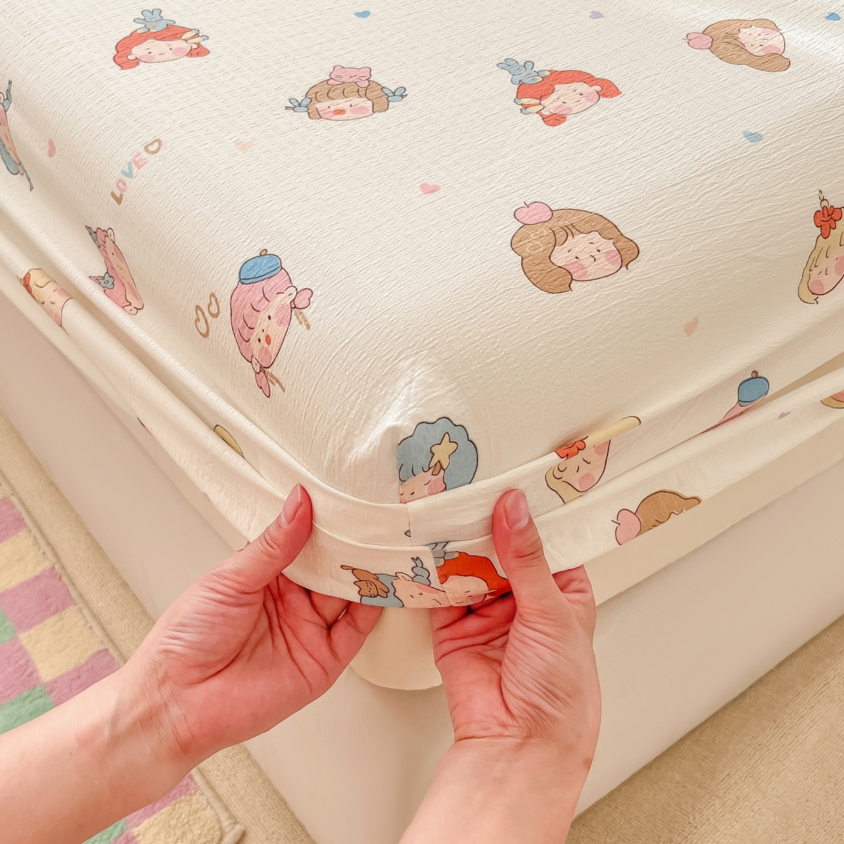 91家纺网 家纺一手货源 找家纺 韩巢家纺 2025新款卡通双层纱床笠单品床笠床笠单件热销款防滑床单床套枕套三件套 童话女孩