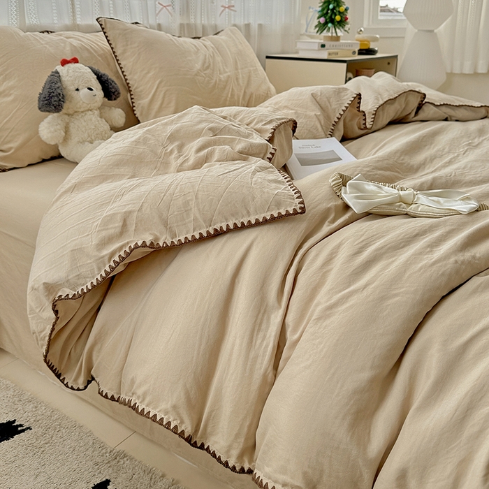 91家纺网 家纺一手货源 找家纺 繁花家居 2025新款高克重云朵棉贝壳边系列四件套 绵绵-茶棕
