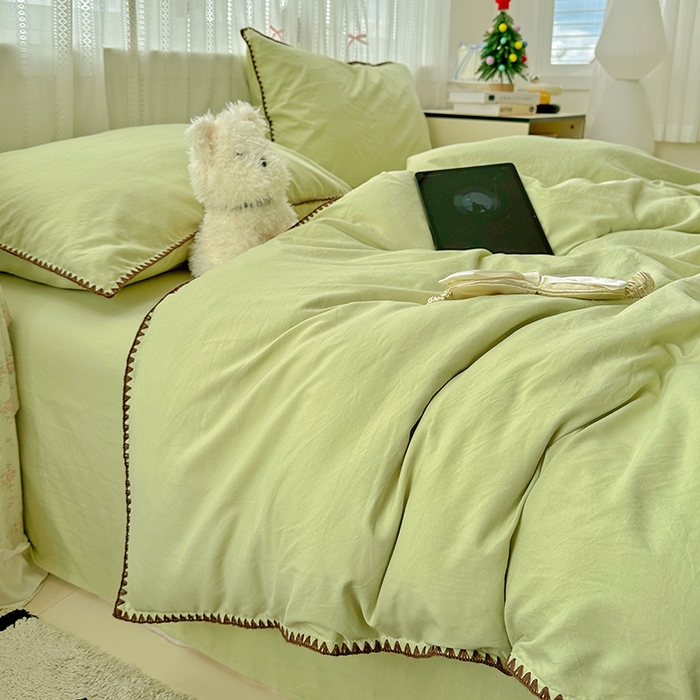 91家纺网 家纺一手货源 找家纺 繁花家居 2025新款高克重云朵棉贝壳边系列四件套 绵绵-豆绿