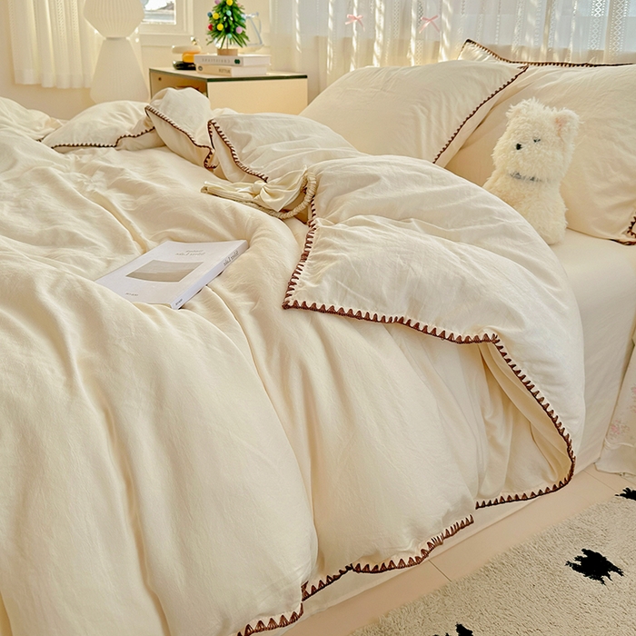 91家纺网 家纺一手货源 找家纺 繁花家居 2025新款高克重云朵棉贝壳边系列四件套 绵绵-奶白