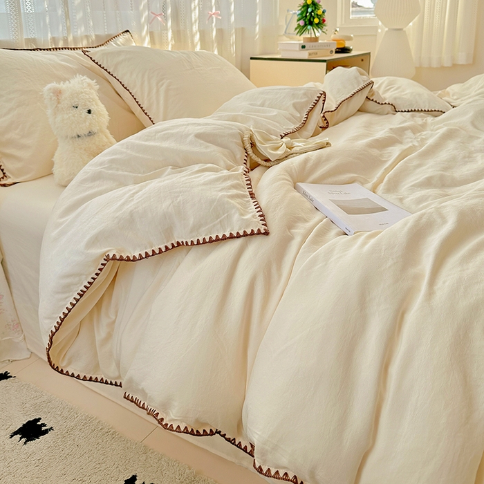 91家纺网 家纺一手货源 找家纺 繁花家居 2025新款高克重云朵棉贝壳边系列四件套 绵绵-奶白