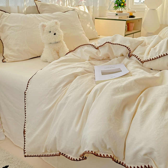 91家纺网 家纺一手货源 找家纺 繁花家居 2025新款高克重云朵棉贝壳边系列四件套 绵绵-奶白