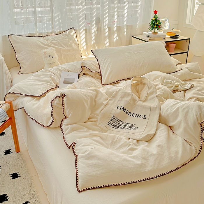 91家纺网 家纺一手货源 找家纺 繁花家居 2025新款高克重云朵棉贝壳边系列四件套 绵绵-奶白