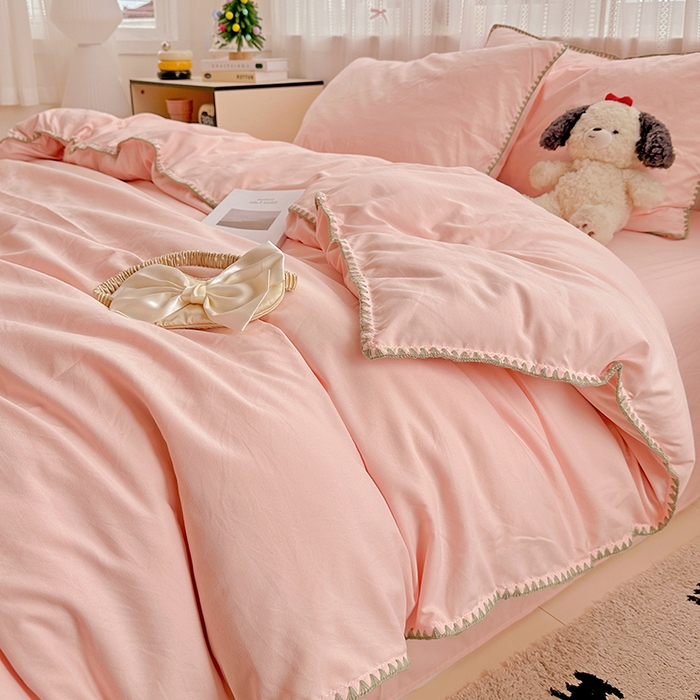 91家纺网 家纺一手货源 找家纺 繁花家居 2025新款高克重云朵棉贝壳边系列四件套 绵绵-柔粉